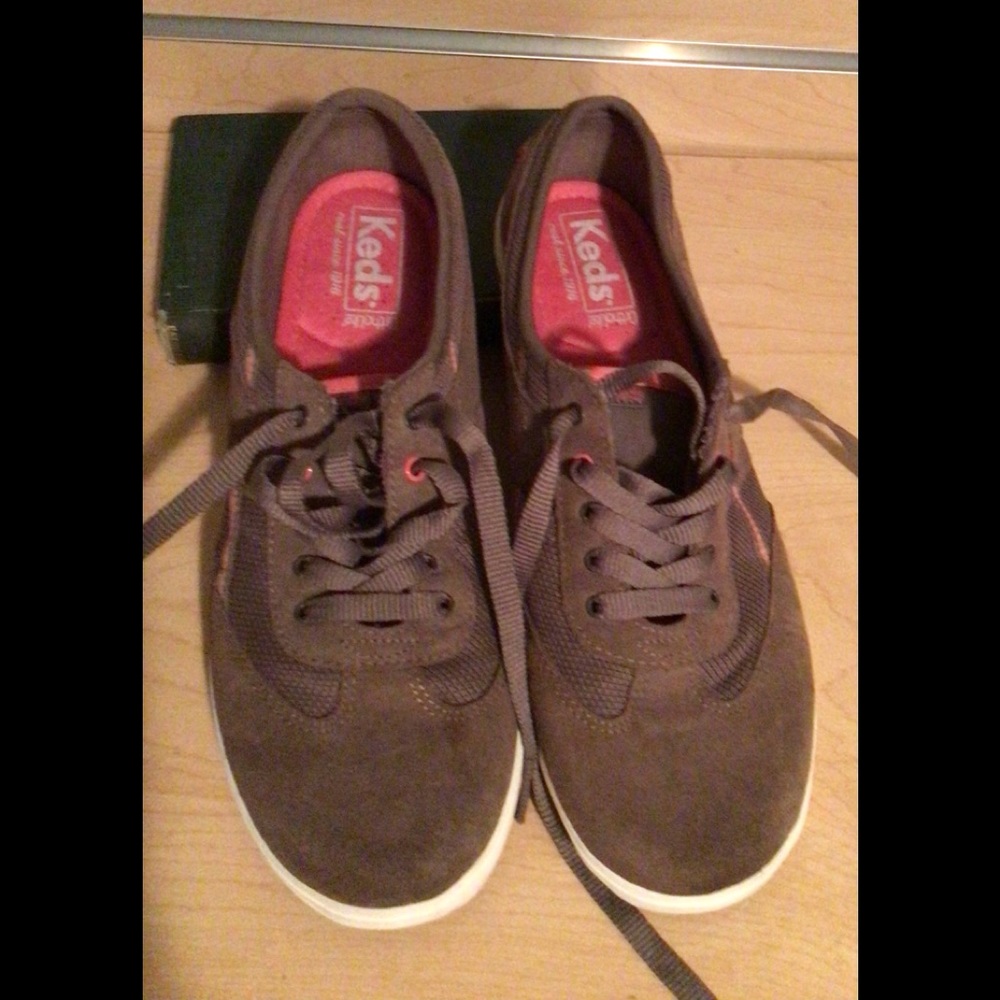 Keds Brown Suede With Pink Detailing Women’s Shoes Size 8.5